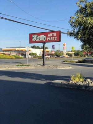 Sign at entrance to parking lot