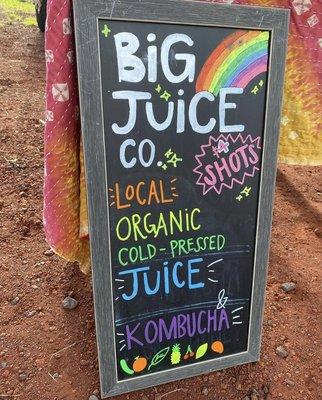 100% local or organic ingredients... cold-pressed juice, kombucha, & raw coconut water