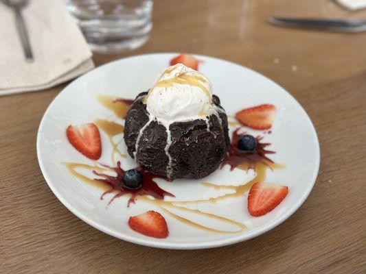 LAVA CAKE