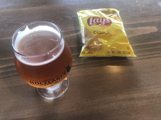 Hawaiian Hammer IPA And Potato Chips