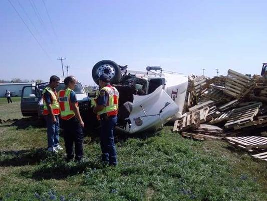 Clean up of 18 wheeler wreck and diesel spill