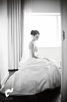 Stunning Black and White Bridal Portrait by Set Free Photography