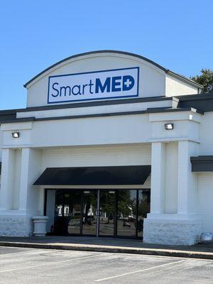 Although SmartMED is drive-thru based, patients can certainly come into the building for  procedures when needed.