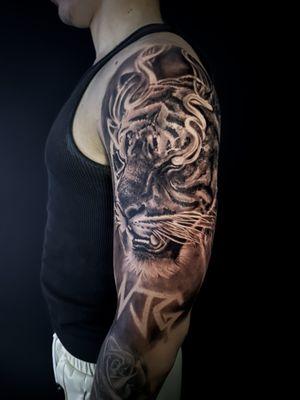 Black & gray Tiger. By: JD