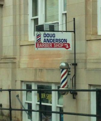 Doug Anderson's Barber Shop is in the heart of Elberton, GA. Here, you'll find years of experience coupled with quality service.