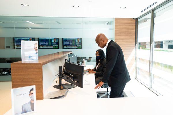 Front Desk Security and Concierge Security Guards