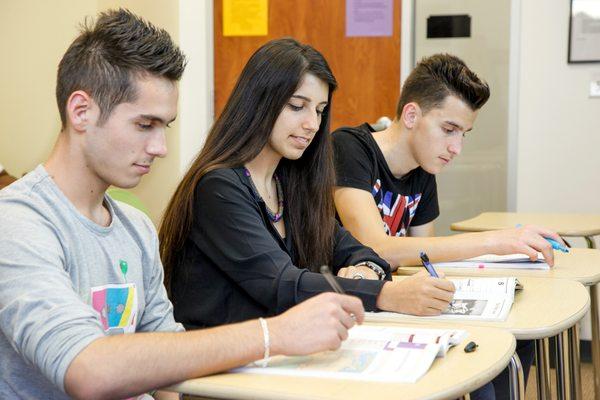 International Students in GLS classroom