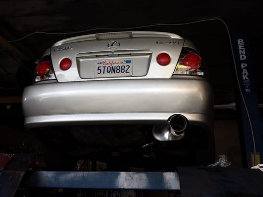 Exhaust/sway bar installation in my 2003 IS300