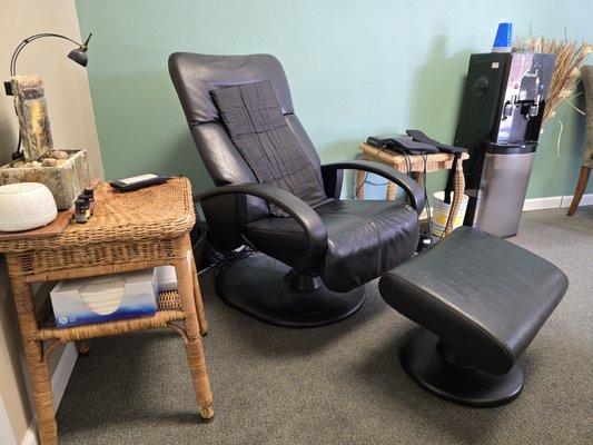 A look inside the chiropractic wellness office.