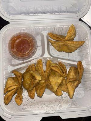 Crab Rangoons (6)