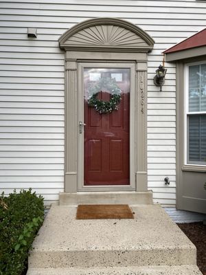 Broken glass window glass door repair replacement