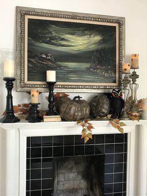 Fun Halloween mantle!