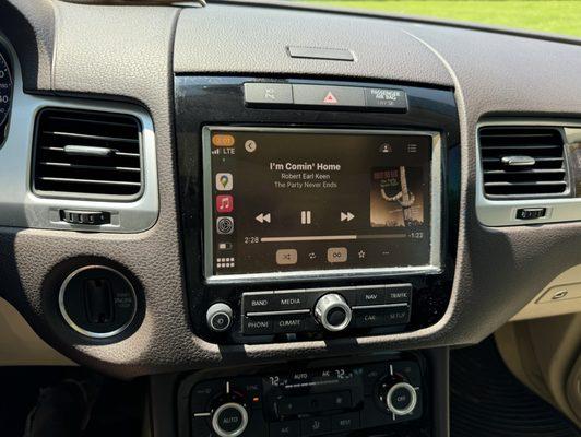 Apple CarPlay