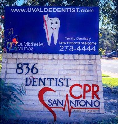 CPR Class for staff at Dr. Muñoz Dentist Office