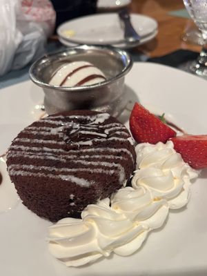 Molten lava cake