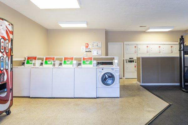 Laundry Center at Briarwood Columbus Apartments