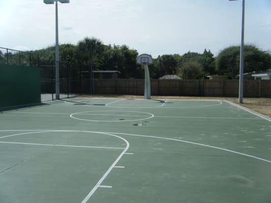 Nice hoop court