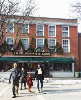 Since 1886. Must stop. Pick up local brews for the weekend. Also a great place to watch the weekend parade!!