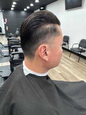 Taper fade scissors on top