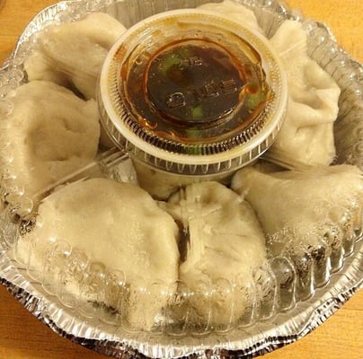 Steamed dumplings (8)