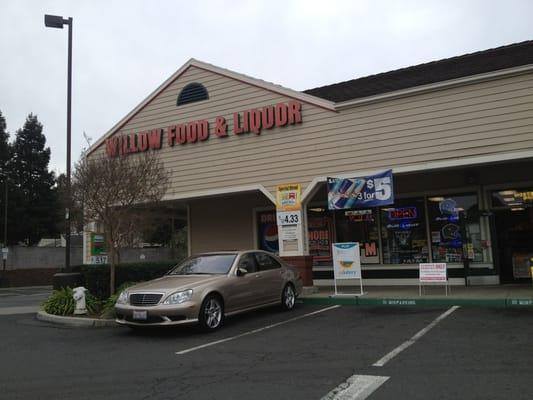 Willow Food & Liquor