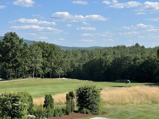 looking over the 9the green from the club house