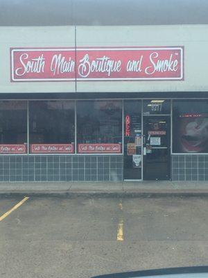 South Main Boutique & Smoke