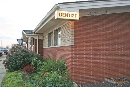 Allen Park, MI Dental Practice - Outside