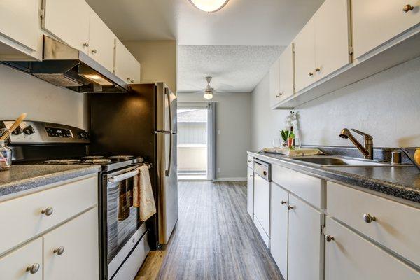 Kitchen, stainless steel appliances