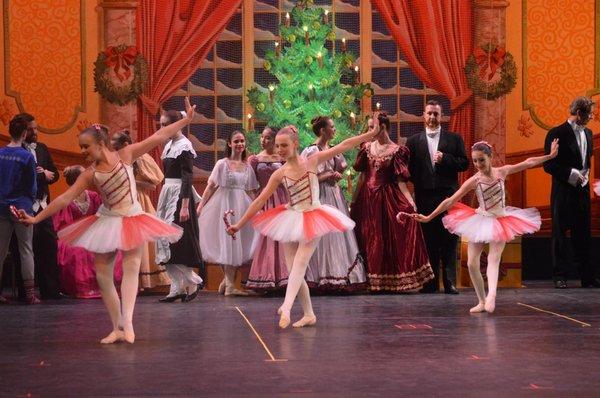 Laguna Ballet's Nutcracker