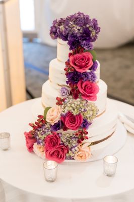 Wedding cake flower decorations