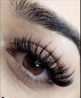 Are you looking for volume or hybrid? Lash11Spa's bespoke eyelash extensions cater to every style.