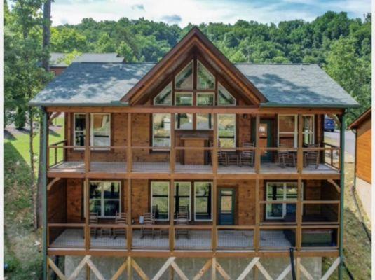 Back porch with hot tub