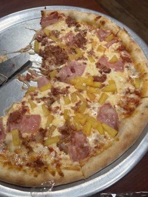 Hawaiian pizza