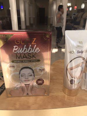 Star nails new facial mask