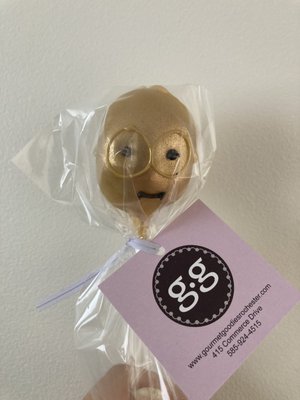 C-3PO cake pop for "May the 4th be with you" day.