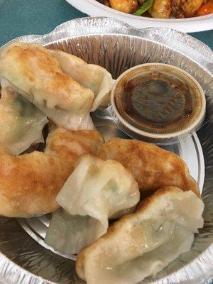 Fried shrimp dumpling