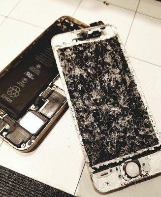 We offer glass and Lcd replacement. Same day repair!