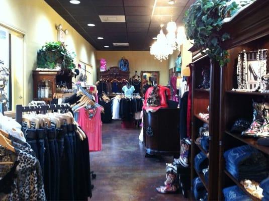 Cha Cha's Boutique in Conroe, Texas