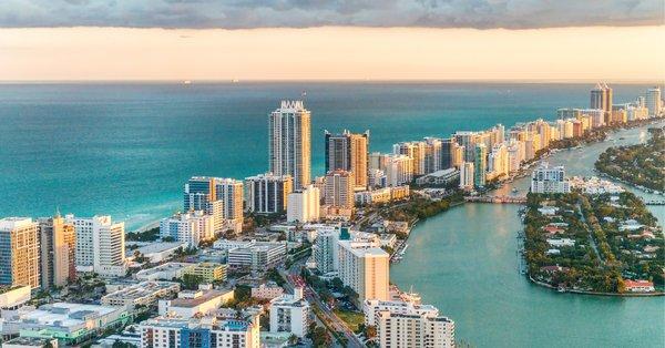 Eddie Valladares Real Estate Agent in Miami Florida. Best experience and dedication from a Realtor. Miami Beach condo apartments for sale