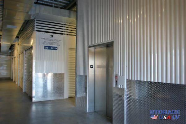 Call us to know more about our offers and specials! www.storageusalv.com 702.410.5400