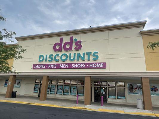 dd's DISCOUNTS