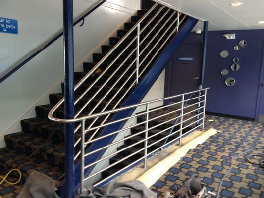 Continuous stainless steel guard railings