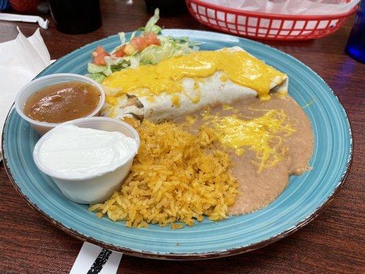 Manny's burrito (beef and bean, green chile on the side)