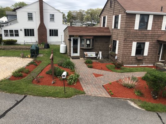 Mulching#bedsgarden#design#edging#weeding#old Lyme ct