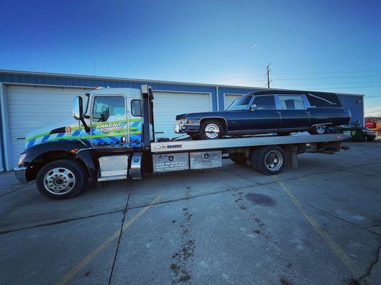 71 Cadillac Commercial Chassis Miller Meteor landau traditional end loader hearse.