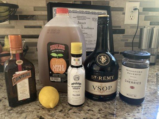 Apple cider cocktail ingredients