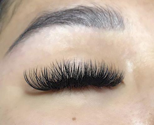 Hybrid Lash Set. Last Tech : Katrina