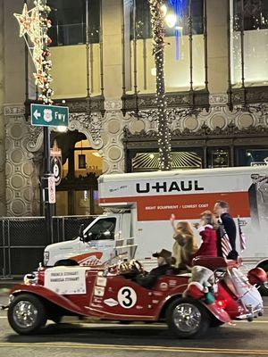 A FREE EVENT! Since 1928 Marching Bands, Giant Balloons, Floats, Celebrities, Cool Cars, & Santa @ Hollywood Christmas Parade XMAS 2021