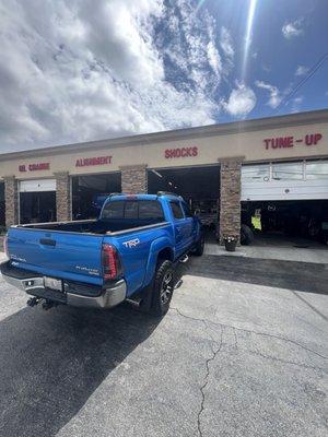 Had to get a stud replaced on the taco I'm selling ! Felt like I was taking the truck home to mom and dad's place. THIS IS WHERE YOU Go